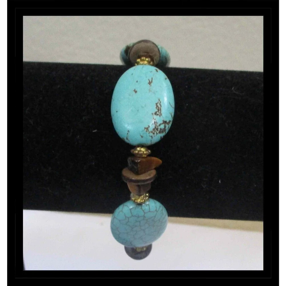 Faux Turquoise Beaded Stretch Bracelet B005